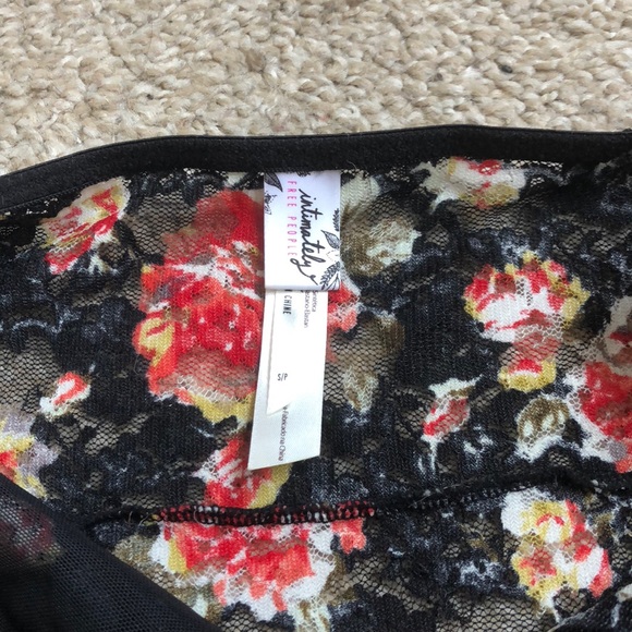 Free people lace camisole - Picture 3 of 4